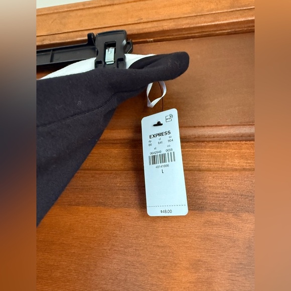 Express Body Contour Peekaboo Bra Tube Top - Picture 3 of 5